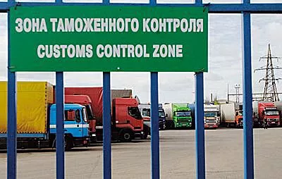 Навязывание брокерских услуг на таможне